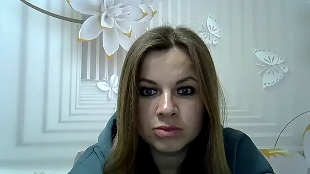 Snapshot of TinaFun4u chatting on 03.18.25 TinaFun4u online show from 03.18.25