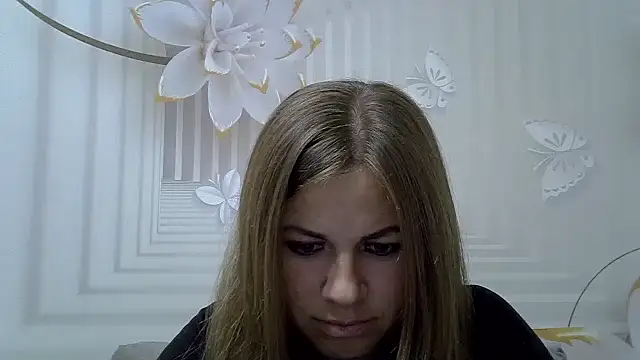 Snapshot of TinaFun4u chatting on 10.08.25 TinaFun4u online show from 10.08.25