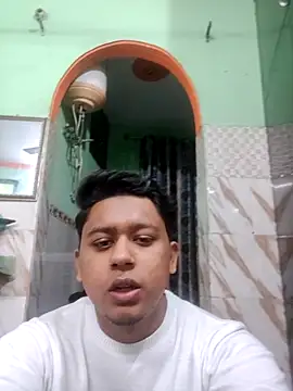 Snapshot of sailord chatting on 12.21.24 sailord online show from 12.21.24