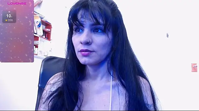 Snapshot of elissa_iris chatting on 03.18.25 elissa iris online show from 03.18.25