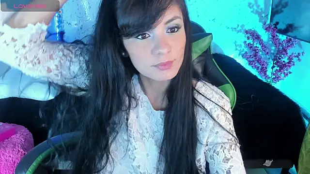 Snapshot of elissa_iris chatting on 06.04.26 elissa iris online show from 06.04.26