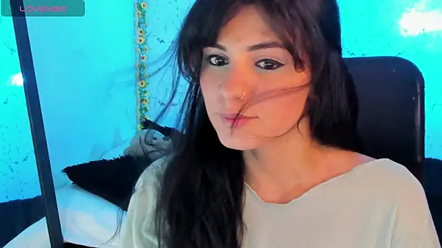 Snapshot of elissa_iris chatting on 06.16.26 elissa iris online show from 06.16.26
