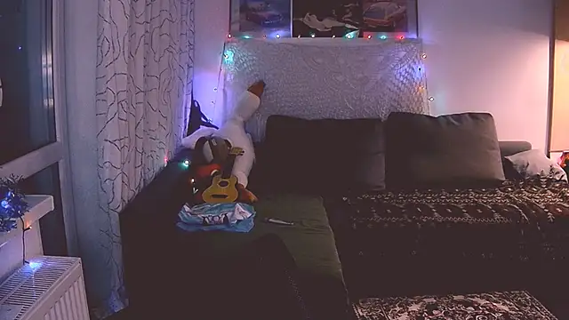 Snapshot of KatiKate chatting on 01.06.25 KatiKate online show from 01.06.25