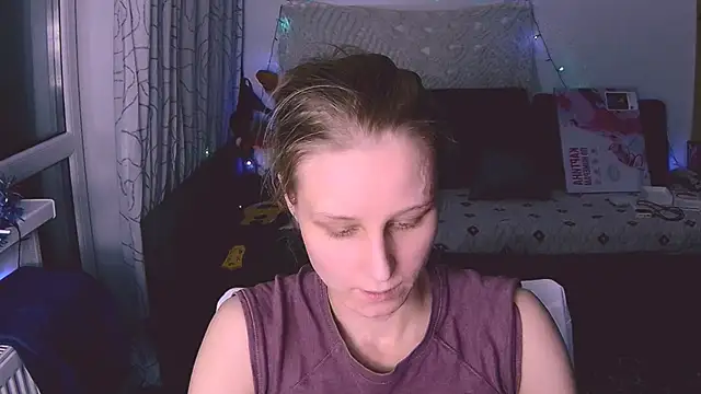 Snapshot of KatiKate chatting on 01.10.25 KatiKate online show from 01.10.25