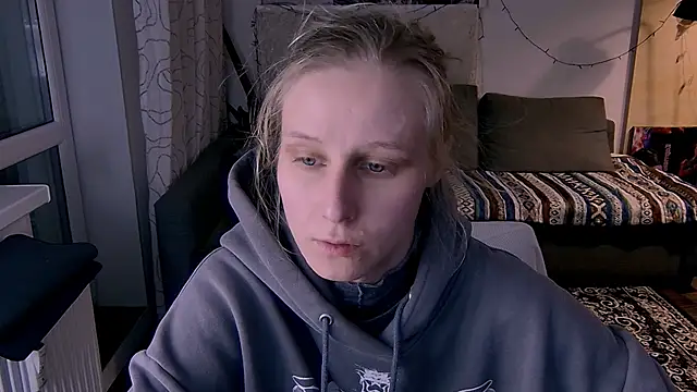 Snapshot of KatiKate chatting on 02.05.25 KatiKate online show from 02.05.25