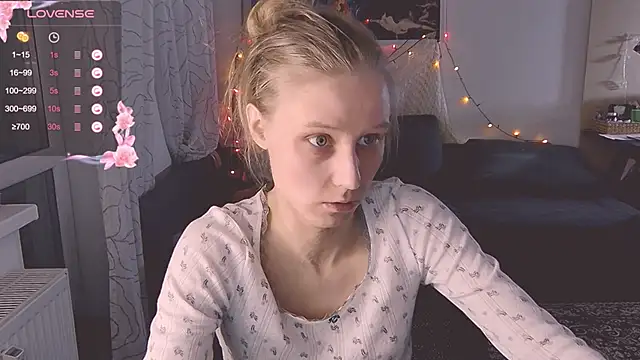 Snapshot of KatiKate chatting on 02.15.25 KatiKate online show from 02.15.25