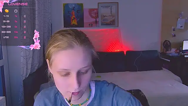 Snapshot of KatiKate chatting on 03.13.25 KatiKate online show from 03.13.25