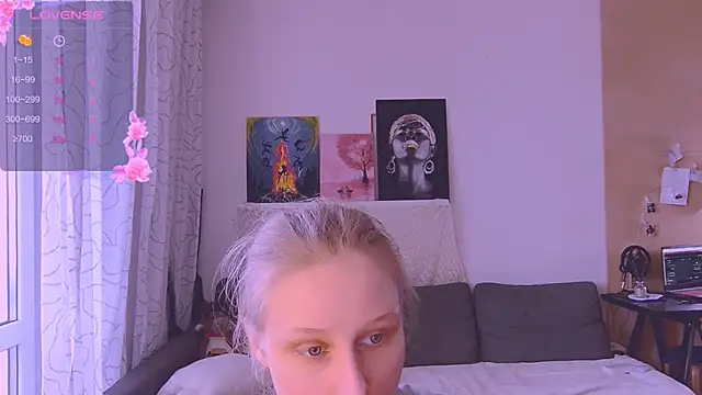 Snapshot of KatiKate chatting on 03.17.25 KatiKate online show from 03.17.25