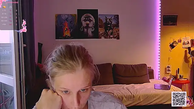 Snapshot of KatiKate chatting on 09.14.25 KatiKate online show from 09.14.25