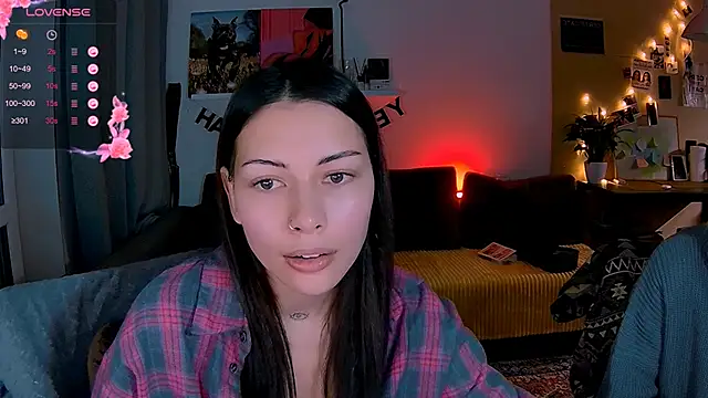 Snapshot of KatiKate chatting on 11.16.25 KatiKate online show from 11.16.25