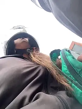 girl anni online show from 02.03.25