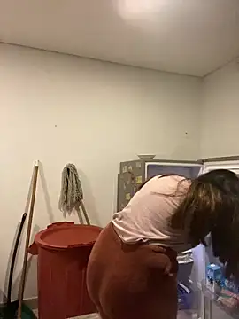 girl anni online show from 02.11.25