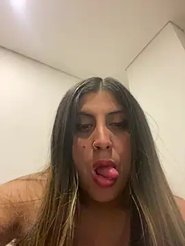 girl anni online show from 02.14.25