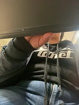 girl anni online show from 02.15.25