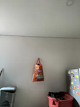 girl anni online show from 02.21.25