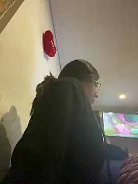 girl anni online show from 02.25.25