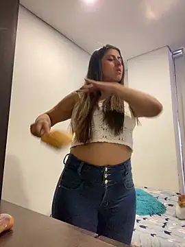 girl anni online show from 02.25.25