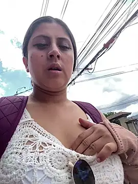 girl anni online show from 02.26.25