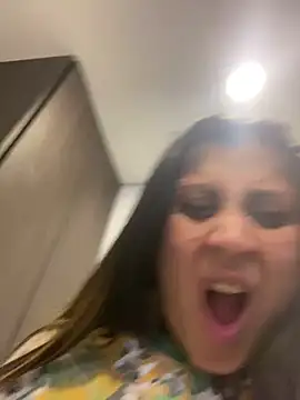 girl anni online show from 03.07.25