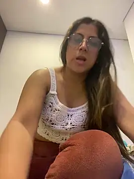 girl anni online show from 03.10.25