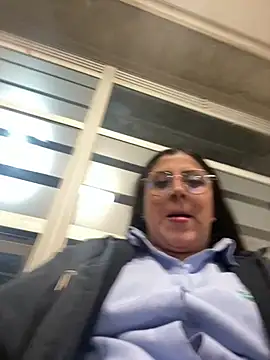 girl anni online show from 03.14.25