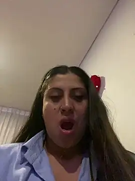 girl anni online show from 03.22.25