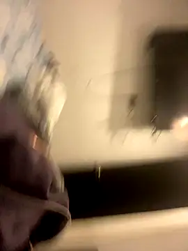 girl anni online show from 09.21.25