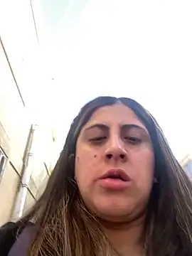 girl anni online show from 09.24.25