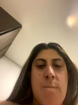 girl anni online show from 09.29.25