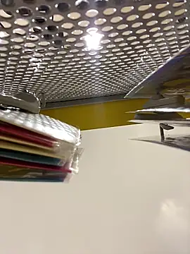 girl anni online show from 10.11.25