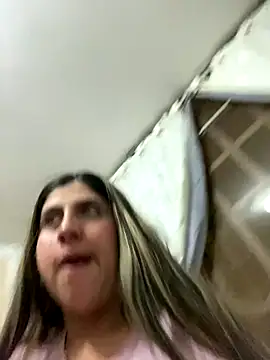 girl anni online show from 10.17.25