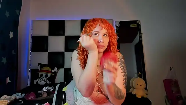 Snapshot of Nami_Curls chatting on 11.13.25 Nami Curls online show from 11.13.25