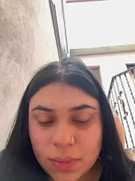 Snapshot of alissonfernandez_ chatting on 06.14.26 alissonfernandez online show from 06.14.26