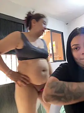 Snapshot of alissonfernandez_ chatting on 07.29.26 alissonfernandez online show from 07.29.26