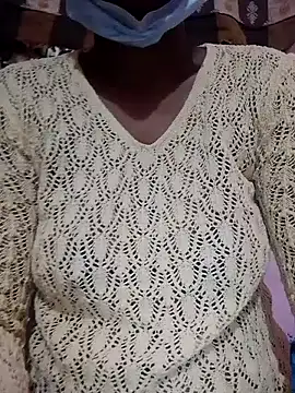 Snapshot of Villageammu18 chatting on 11.24.25 Villageammu18 online show from 11.24.25