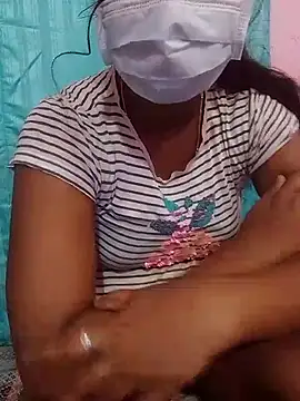 Snapshot of Villageammu18 chatting on 12.17.25 Villageammu18 online show from 12.17.25