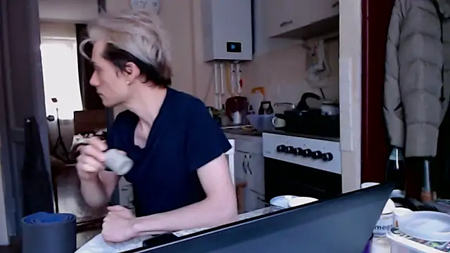 ShineMax18 online show from 12.04.24