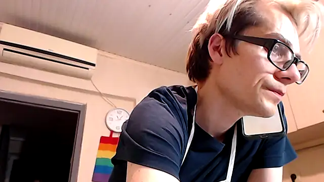 ShineMax18 online show from 12.07.24