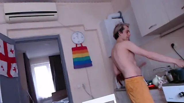 ShineMax18 online show from 12.08.24