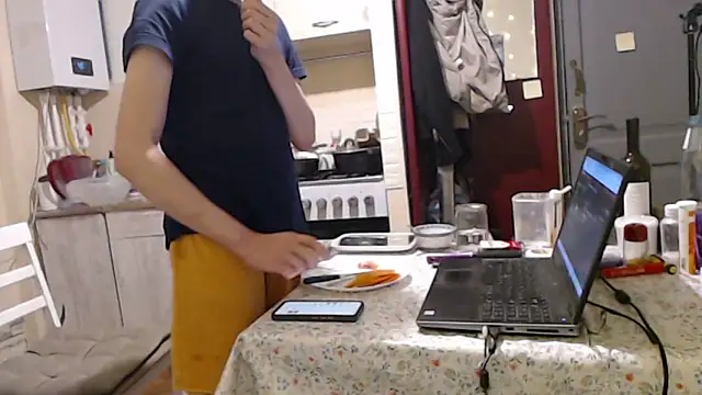 ShineMax18 online show from 12.10.24