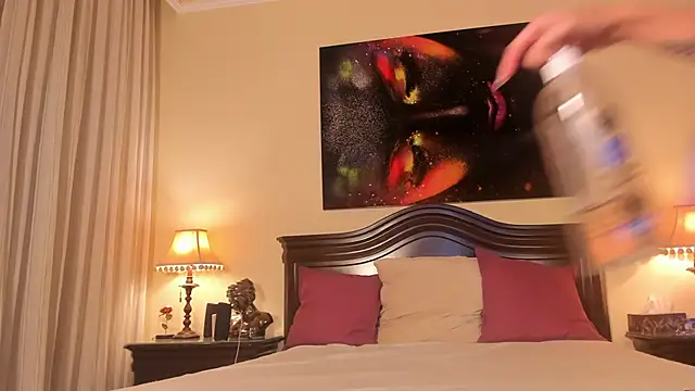 LunaMystyque online show from 03.19.26