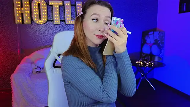 AliceBYKiss online show from 12.06.24