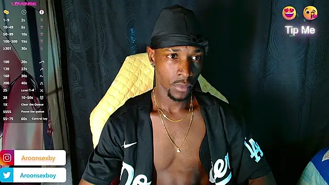 Snapshot of Aroonpapisex chatting on 01.08.26 Aroonpapisex online show from 01.08.26