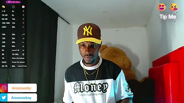 Snapshot of Aroonpapisex chatting on 01.13.26 Aroonpapisex online show from 01.13.26