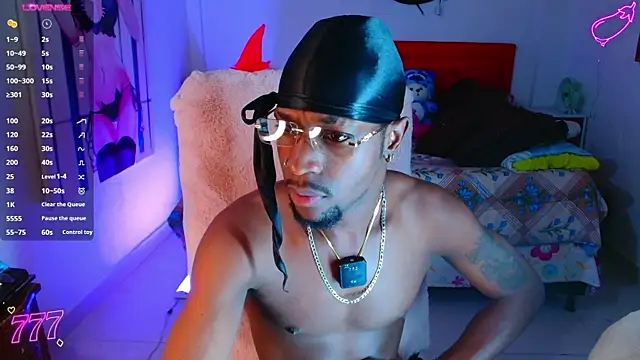Snapshot of Aroonpapisex chatting on 07.16.26 Aroonpapisex online show from 07.16.26