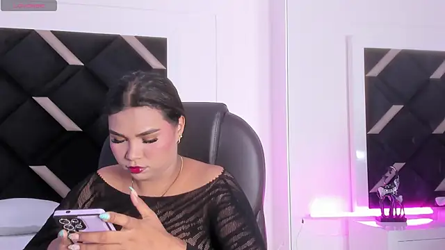 Snapshot of Carolina_Evanss chatting on 06.06.26 Carolina Evanss online show from 06.06.26