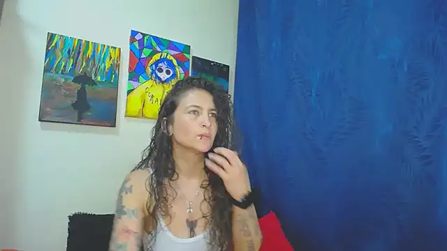 Snapshot of Leyla_Horny_Bg chatting on 11.06.25 Leyla Horny Bg online show from 11.06.25