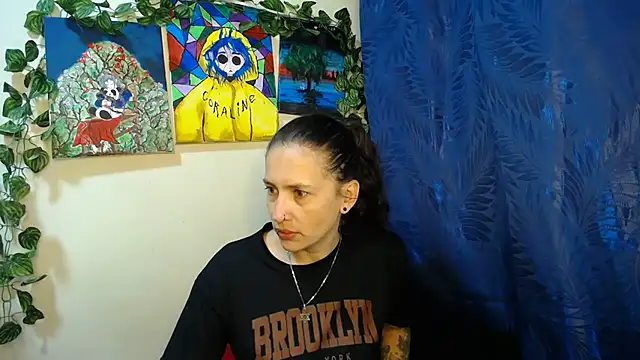 Snapshot of Leyla_Horny_Bg chatting on 05.12.26 Leyla Horny Bg online show from 05.12.26