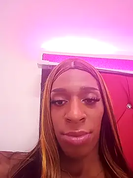 lucianadolll online show from 04.22.26