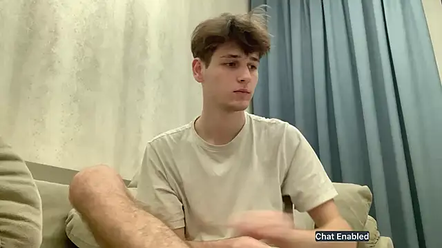 Snapshot of cutie_guys chatting on 12.04.24 cutie guys online show from 12.04.24